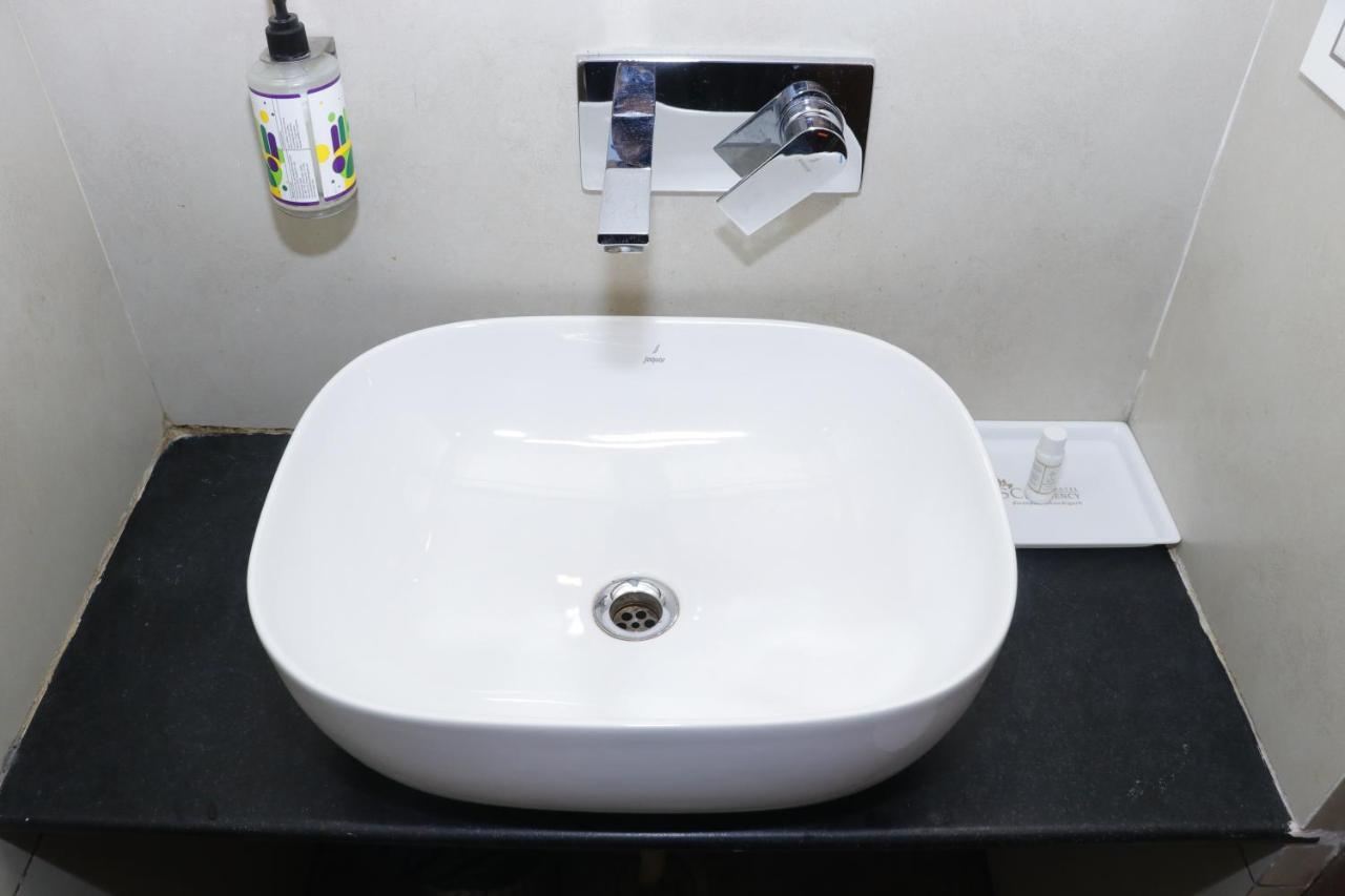 Hotel S C Residency Zirakpur 外观 照片